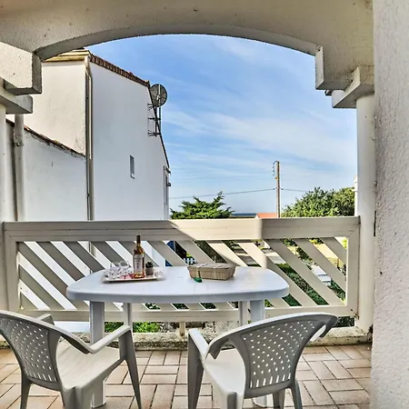 Les Terrasses 3 By Interhome *