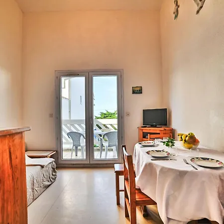 Les Terrasses 3 By Interhome *
